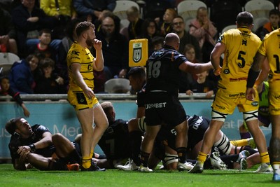 091026 - Dragons RFC v Ospreys - United Rugby Championship - Sam Parry of Ospreys scores a try
