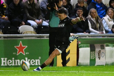 091026 - Dragons RFC v Ospreys - United Rugby Championship - Dan Edwards of Ospreys kicks the conversion