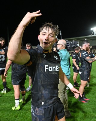091026 - Dragons RFC v Ospreys - United Rugby Championship - Dan Edwards of Ospreys celebrates the win at full time