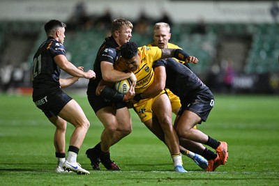 091026 - Dragons RFC v Ospreys - United Rugby Championship - Fetuli Paea of Dragons is challenged by Evardi Boshoff of Ospreys