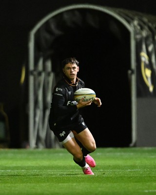 091026 - Dragons RFC v Ospreys - United Rugby Championship - Tom Rogers of Ospreys
