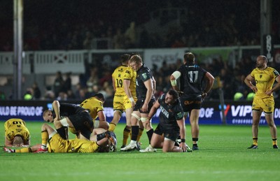 251025 - Newport RFC v Ospreys, United Rugby Championship - Players from both teams at the end of the match