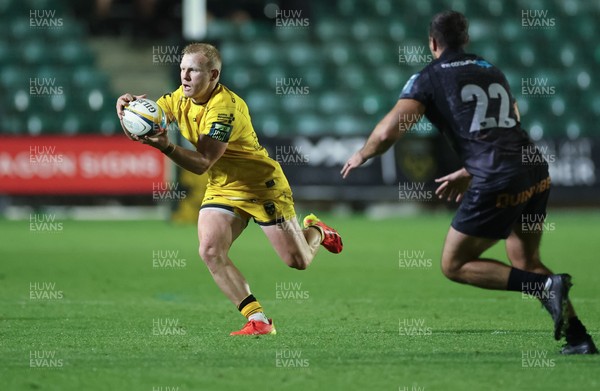 251025 - Newport RFC v Ospreys, United Rugby Championship - Tinus de Beer of Dragons