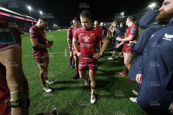 010124 - Dragons RFC v Scarlets - United Rugby Championship - Dejected Kieran Hardy of Scarlets at full time
