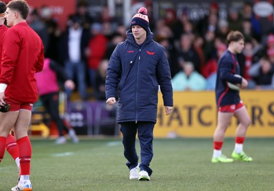 010126 - Dragons RFC v Scarlets - United Rugby Championship - Scarlets Head Coach Dwayne Peel 