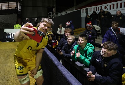 010126 - Dragons RFC v Scarlets - United Rugby Championship - Aaron Wainwright of Dragons with fans