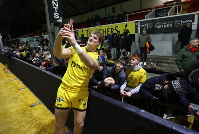 010126 - Dragons RFC v Scarlets - United Rugby Championship - Joe Westwood of Dragons with fans