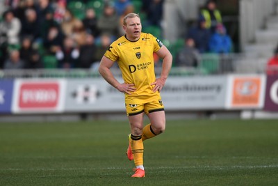 010126 - Dragons RFC v Scarlets - United Rugby Championship - Tinus De Beer of Dragons