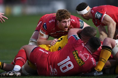 010126 - Dragons RFC v Scarlets - United Rugby Championship - Harvey Cuckson of Scarlets