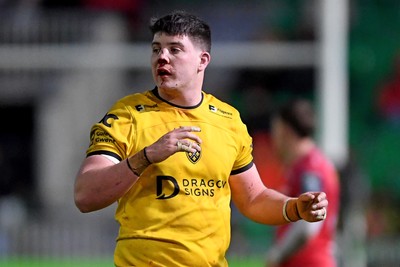 010126 - Dragons RFC v Scarlets - United Rugby Championship - Ollie Burrows of Dragons