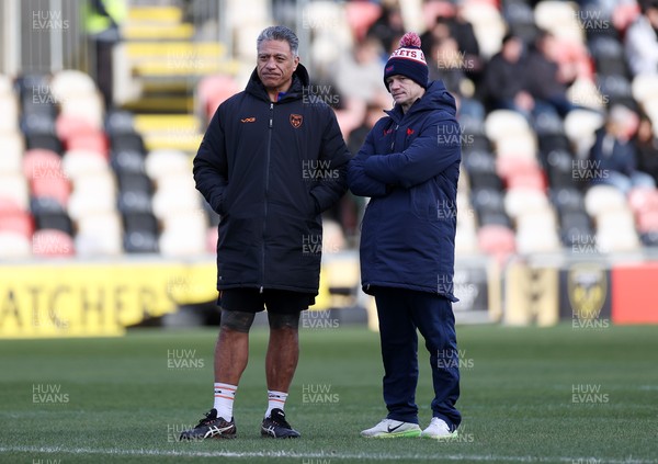 010126 - Dragons RFC v Scarlets - United Rugby Championship - Dragons Head Coach Filo Tiatia and Scarlets Head Coach Dwayne Peel 