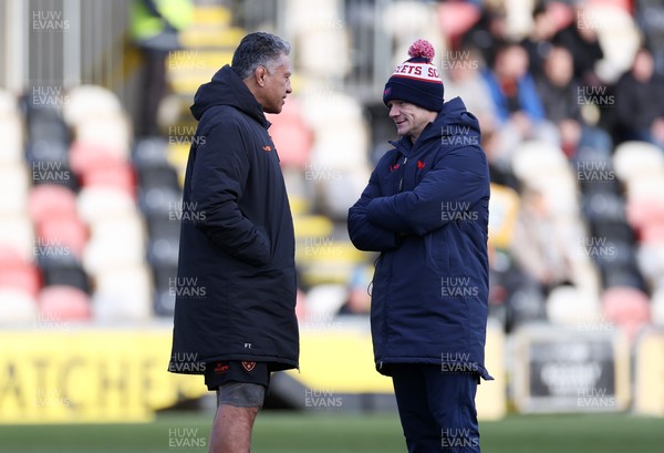 010126 - Dragons RFC v Scarlets - United Rugby Championship - Dragons Head Coach Filo Tiatia and Scarlets Head Coach Dwayne Peel 