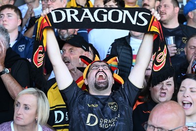 031026 - Dragons RFC v Scarlets - United Rugby Championship - fans