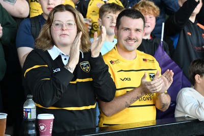 031026 - Dragons RFC v Scarlets - United Rugby Championship - fans