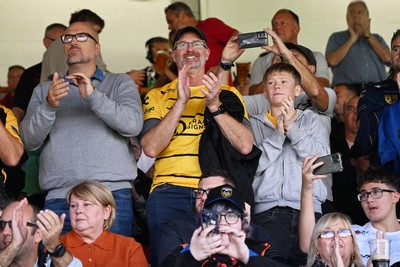 031026 - Dragons RFC v Scarlets - United Rugby Championship - fans