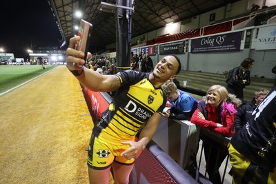 220325 - Dragons RFC v Ulster - United Rugby Championship - Ashton Hewitt of Dragons with fans at full time