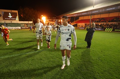 161026 - Dragons RFC v USA Perpignan - European Rugby Challenge Cup - Rio Dyer of Dragons runs out for his 100th appearance 