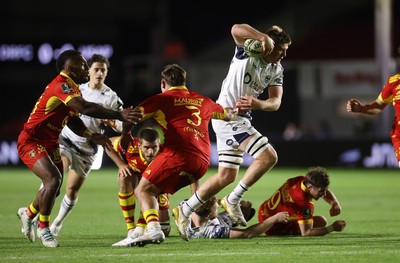 161026 - Dragons RFC v USA Perpignan - European Rugby Challenge Cup - Barny Langton-Cryer of Dragons makes a break