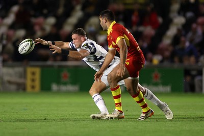 161026 - Dragons RFC v USA Perpignan - European Rugby Challenge Cup - Elliot Dee of Dragons 