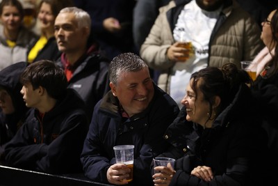 161026 - Dragons RFC v USA Perpignan - European Rugby Challenge Cup - Fans