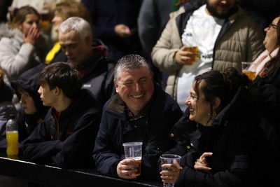 161026 - Dragons RFC v USA Perpignan - European Rugby Challenge Cup - Fans