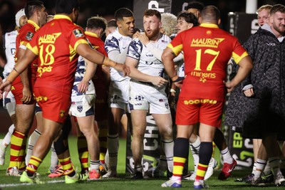 161026 - Dragons RFC v USA Perpignan - European Rugby Challenge Cup - Aneurin Owen of Dragons celebrates scoring a try with team mates