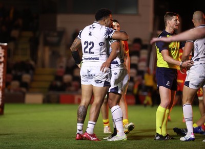 161026 - Dragons RFC v USA Perpignan - European Rugby Challenge Cup - Fetuli Paea of Dragons celebrates scoring a try with team mates