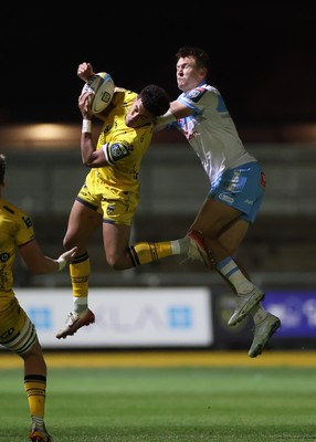170426 - Dragons v Vodacom Bulls - United Rugby Championship - Rio Dyer of Dragons gets the high ball