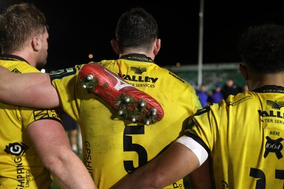 170426 - Dragons v Vodacom Bulls - United Rugby Championship - Seb Davies of Dragons at full time