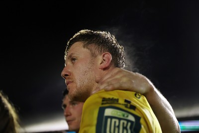 170426 - Dragons v Vodacom Bulls - United Rugby Championship - Matthew Screech of Dragons 