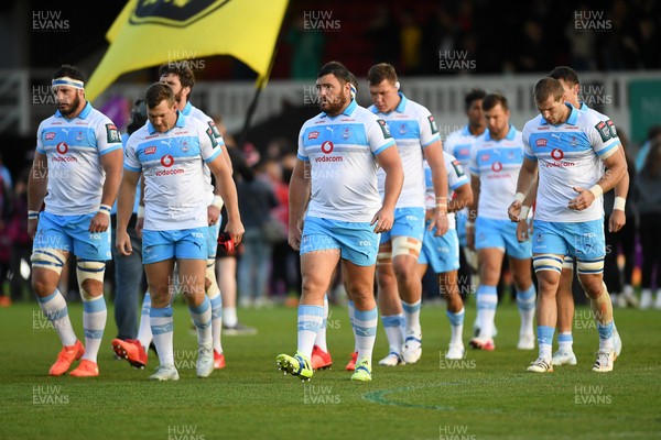 170426 - Dragons RFC v Vodacom Bulls - United Rugby Championship - Bulls players run out at the start of the match
