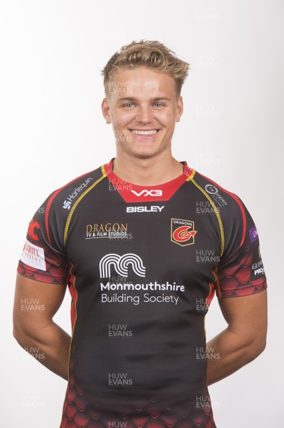 070818 - Dragons Rugby Squad - George Gasson