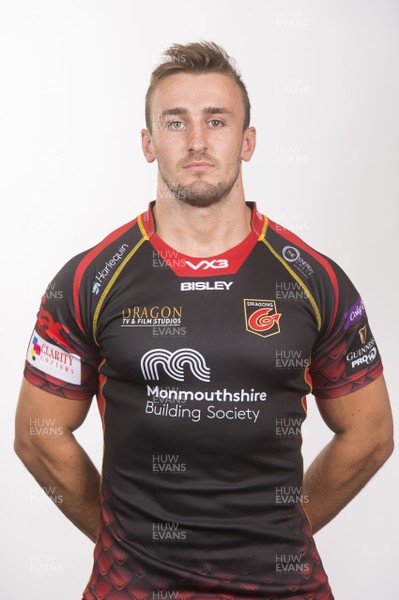 070818 - Dragons Rugby Squad - Ollie Griffiths