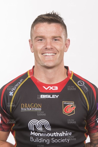 070818 - Dragons Rugby Squad - Tavis Knoyle