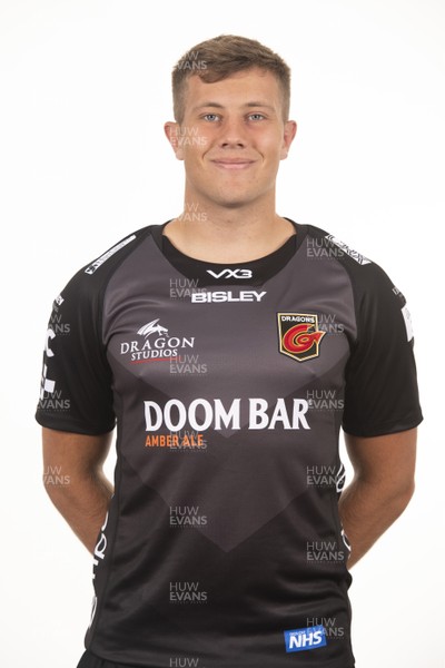 290920 - Dragons Rugby Squad - Ben Carter