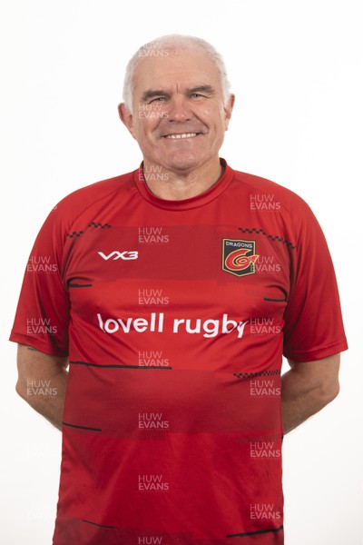 290920 - Dragons Rugby Squad - Chris Garratt