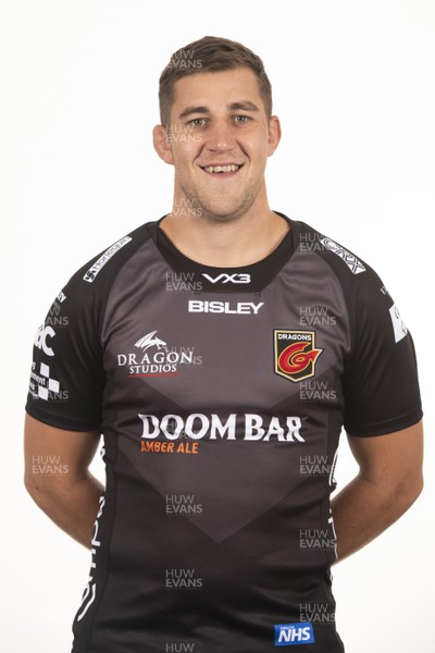 290920 - Dragons Rugby Squad - Huw Taylor