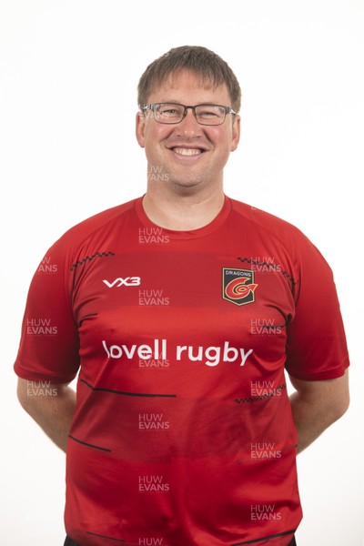 290920 - Dragons Rugby Squad - James Chapron