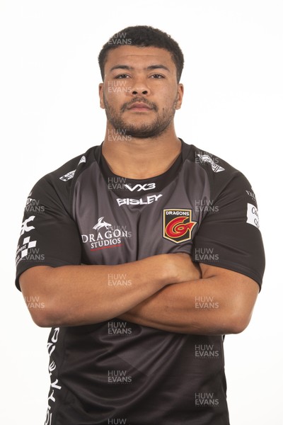 290920 - Dragons Rugby Squad - Leon Brown