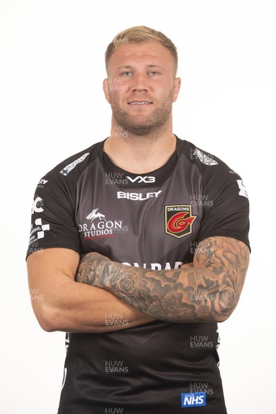 290920 - Dragons Rugby Squad - Ross Moriarty