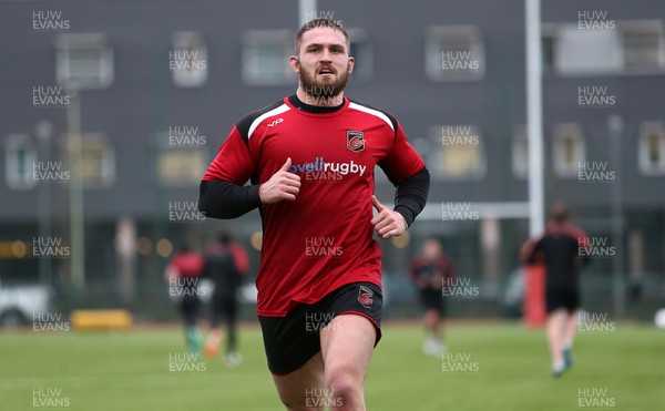 050219 - Dragons Rugby train with the Welsh Guards - Harri Keddie