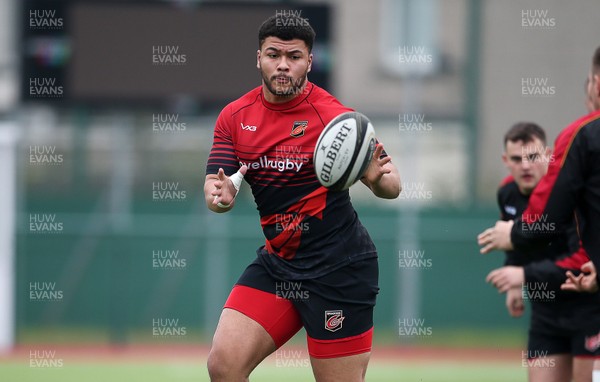 010319 - Dragons Rugby Training - Leon Brown