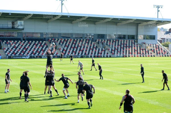 010917 - Dragons Rugby Training - Players train at Rodney Parade during training