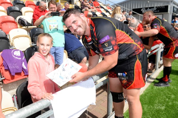 070818 - Dragons Rugby Training - Ryan Bevington meets fans after training