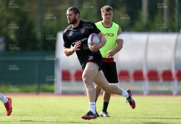 170920 - Dragons Rugby Training - Jonah Holmes during training before their clash with Bristol in the European Challenge Cu tomorrow (18th September)