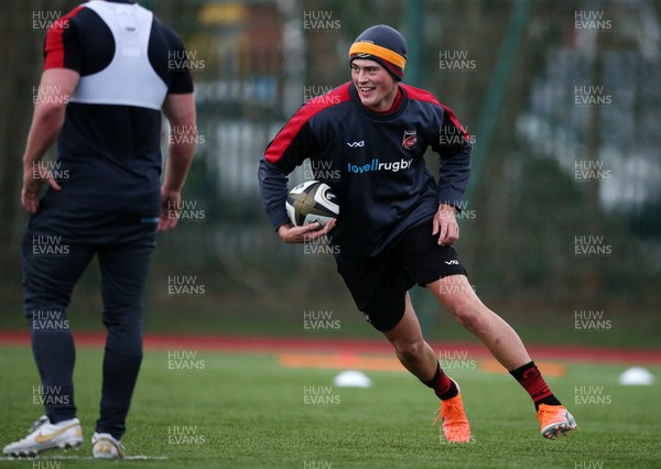 280120 - Dragons Rugby Training - Jared Rosser during training