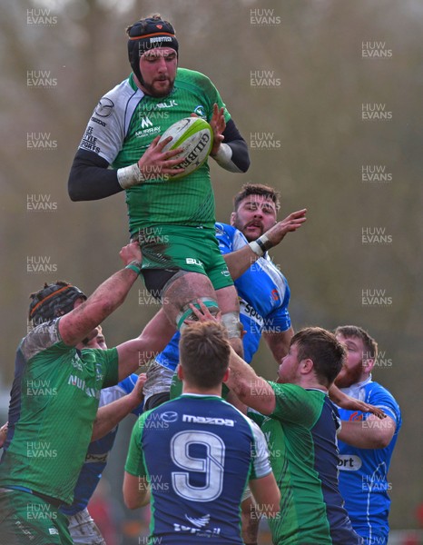 230116 - Newport Gwent Dragons Premier Select XV v Connacht Eagles - British and Irish Cup - Connacht's David Nolan catches in the line out