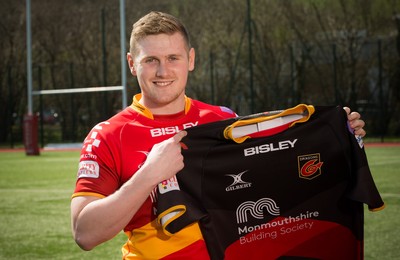 010518 - New Dragons Player Signing - Dafydd Howells