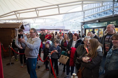 200218 - Dragons players Gavin Henson and Dorian Jones sign items and pose for photographs for fans at Festival Park, Ebbw Vale