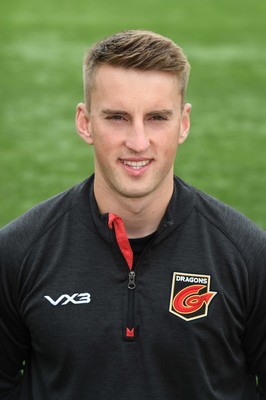 250521 -  Dragons signing Evan Lloyd